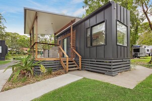 Tiny Home - Sleeps 2 - Dog Friendly | 2 bedrooms, blackout drapes, iron/ironing board, free WiFi