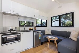 Premium Tiny Home - Sleeps 2 - Dog Friendly | Private kitchen | Full-size fridge, microwave, stovetop, electric kettle