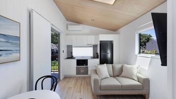 Premium Cabin | Living area