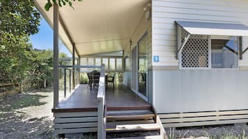 Superior Cabin - Sleeps 6 | Terrace/patio