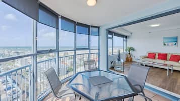 2 Bedroom 1 Bath Ocean View Apartment 80 | View from room