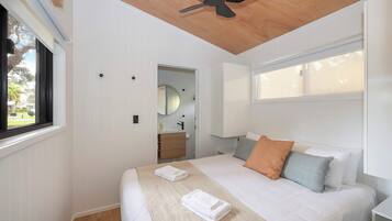 Premium Tiny Home - Sleeps 2