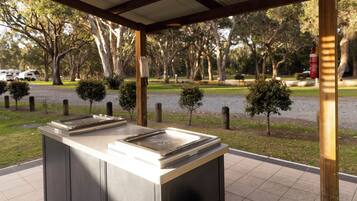 BBQ/picnic area