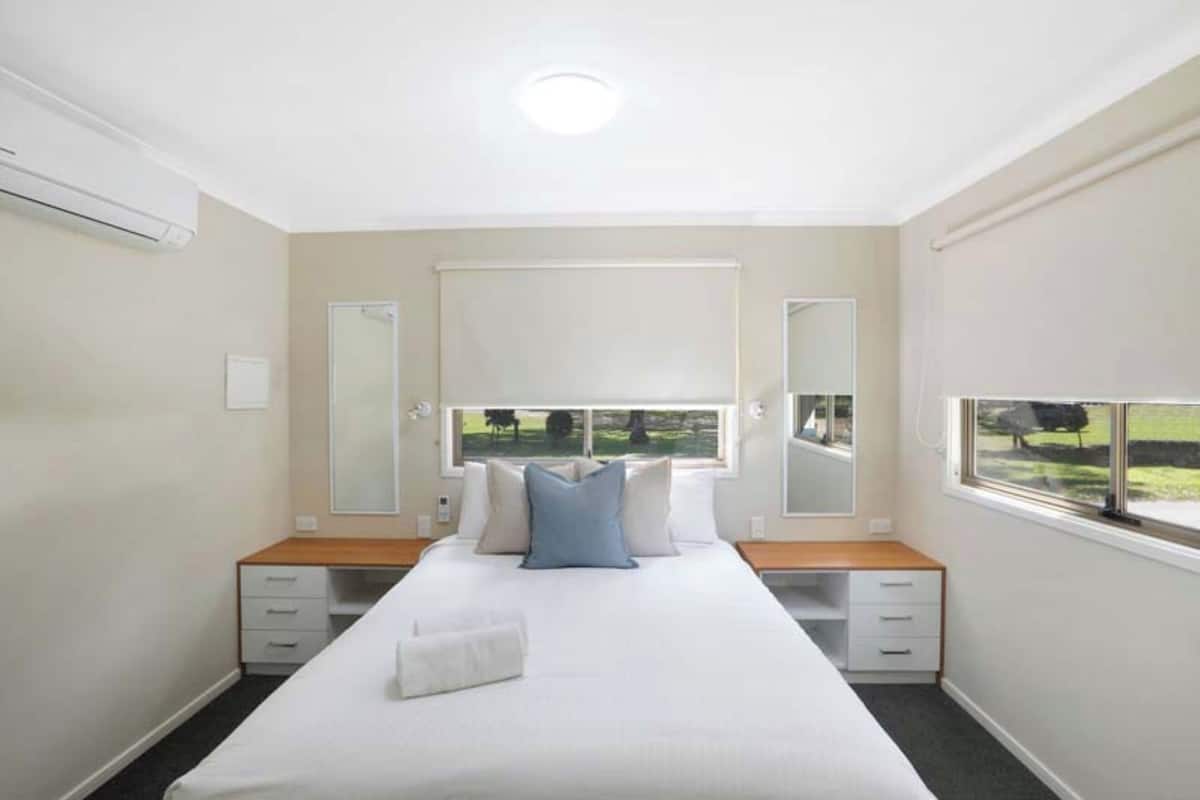 Cabaña Deluxe (- Sleeps 5) | 2 habitaciones, tabla de planchar con plancha y wifi gratis