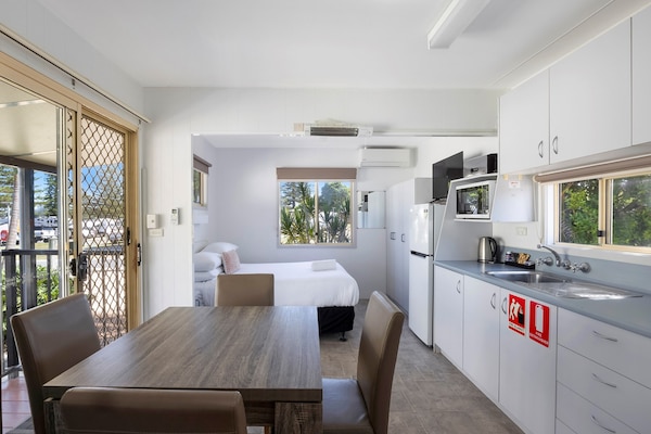 Cabana econòmica (Open Plan) | Zona de menjador de l'habitació