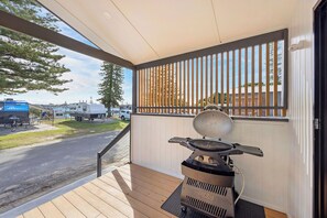 Premium Villa - Sleeps 6 | Terrace/patio - Reflections Forster Beach - Holiday Park (Forster)