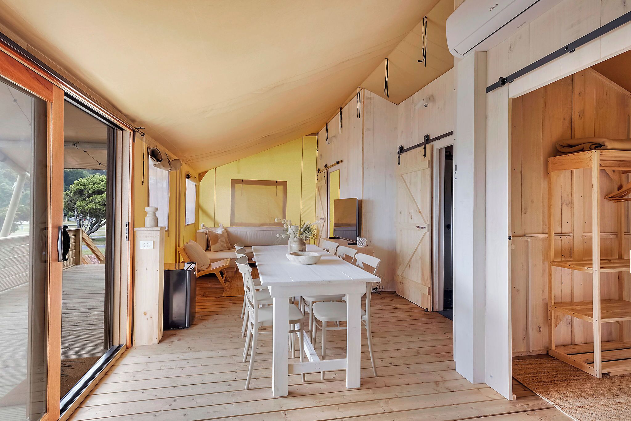 Safari Lodge - Sleeps 6 | Living area