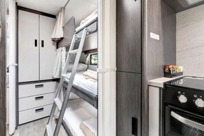 Individually furnished, free WiFi, bed sheets - Reflections Seal Rocks - Holiday Park (Seal Rocks)