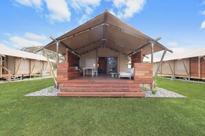 Superior Safari Tent - Sleeps 4 - Reflections Hawks Nest - Holiday Park (Hawks Nest)