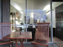 Corporate King | Terrace/patio