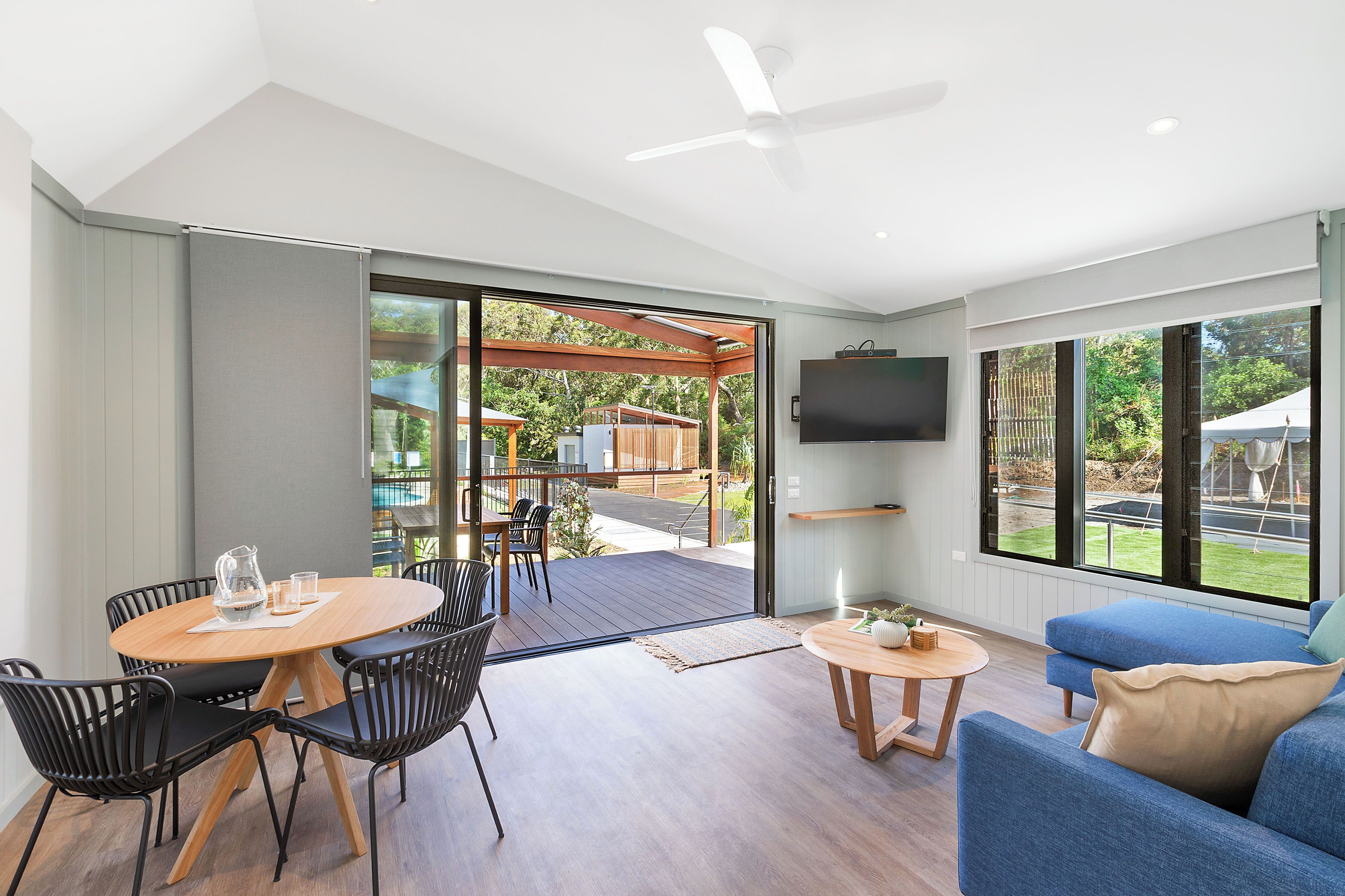 Superior Villa - Sleeps 4 - Accessible | In-room dining