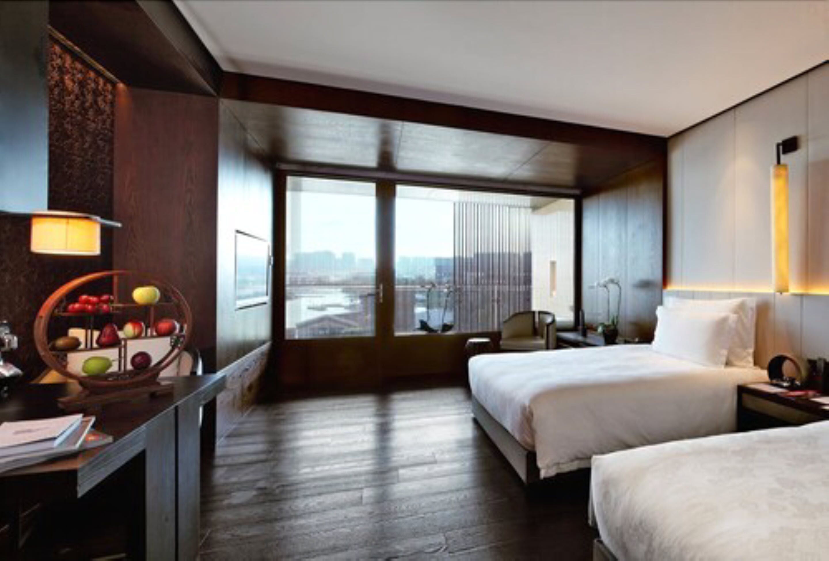deluxe twin room | premium bedding, free minibar items, in-room safe, iron/ironing board