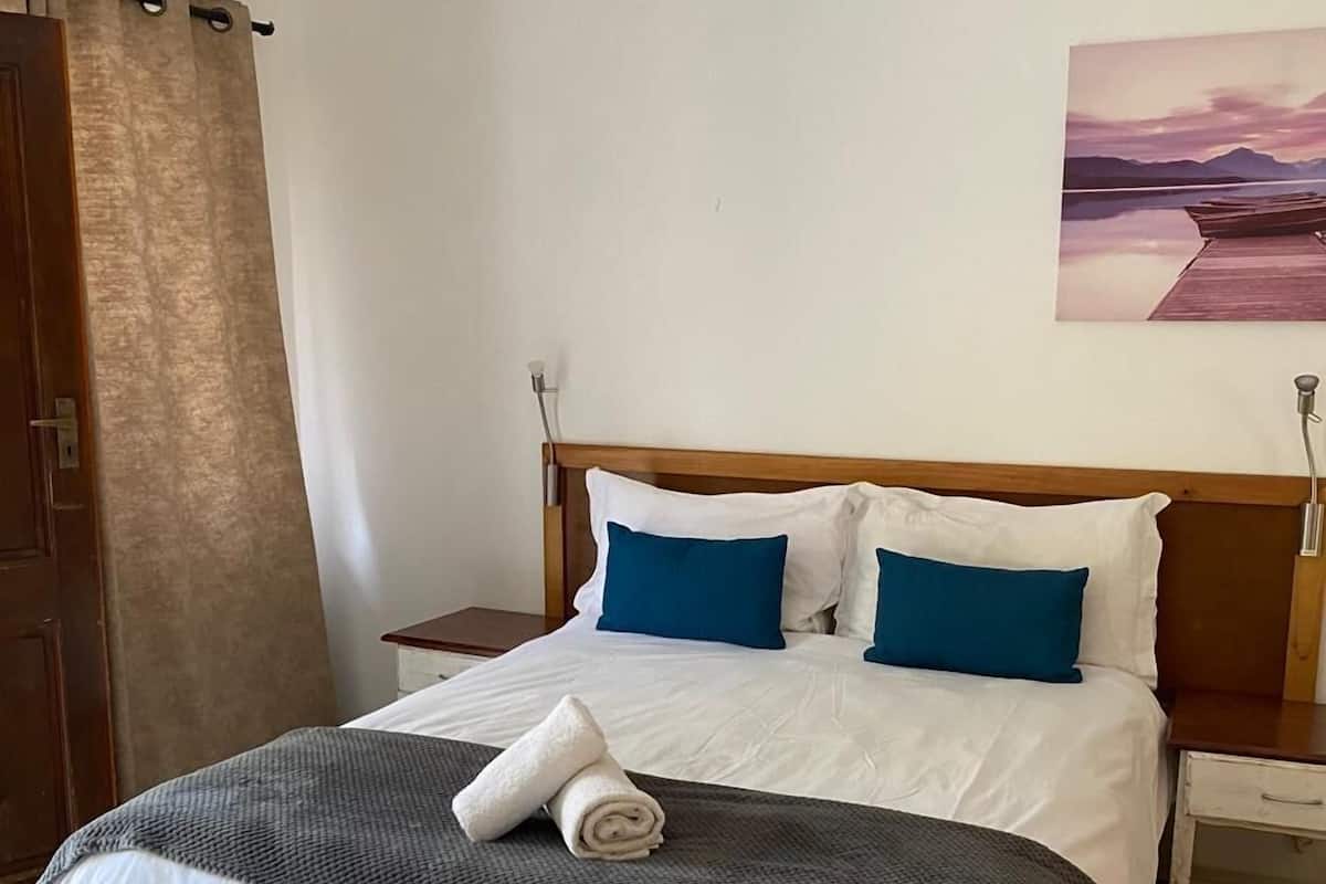 B&B Luxury Room | 1 bedroom, in-room safe, laptop workspace, iron/ironing board