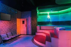 Sauna, hot tub, massages - Transera Hotel Pontianak (Pontianak)