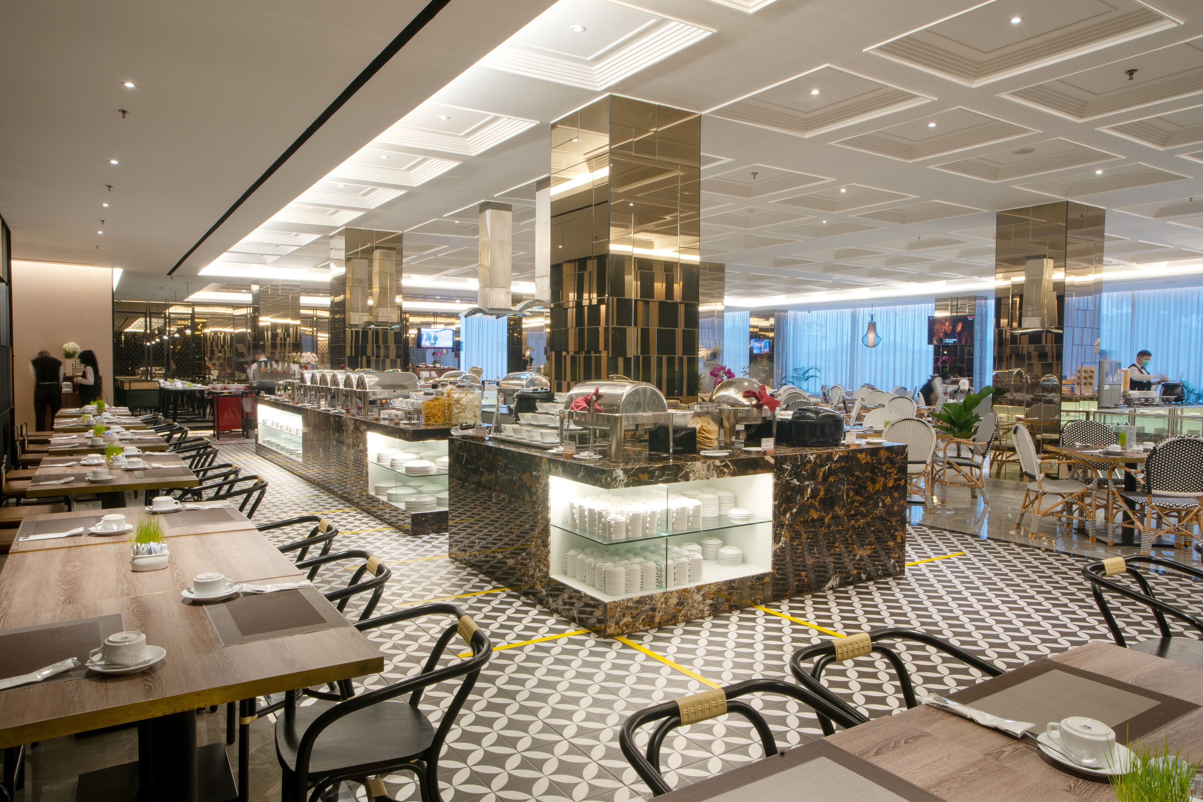 Foto - The ZHM Premiere Padang