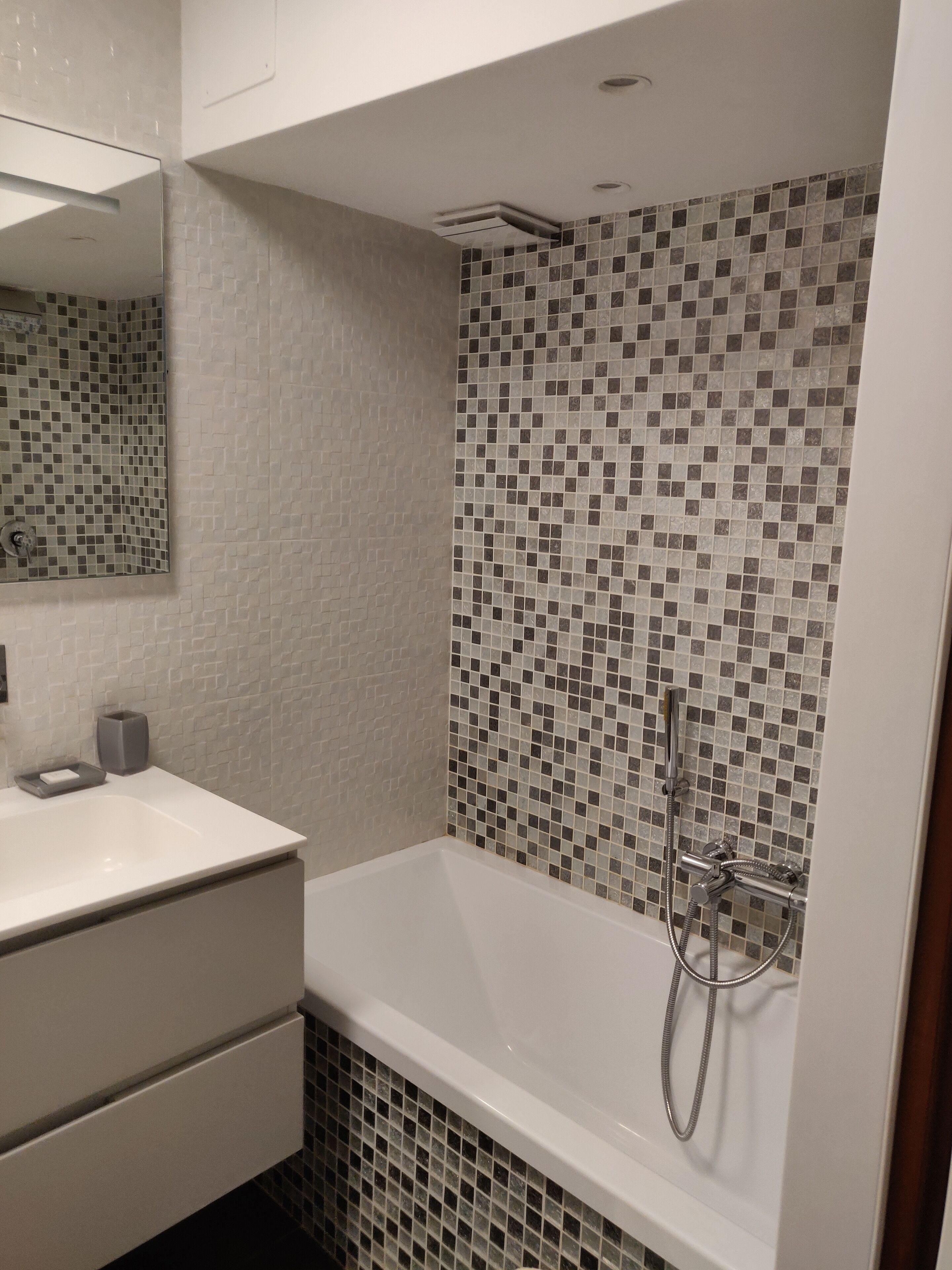 free toiletries, hair dryer, bidet, towels