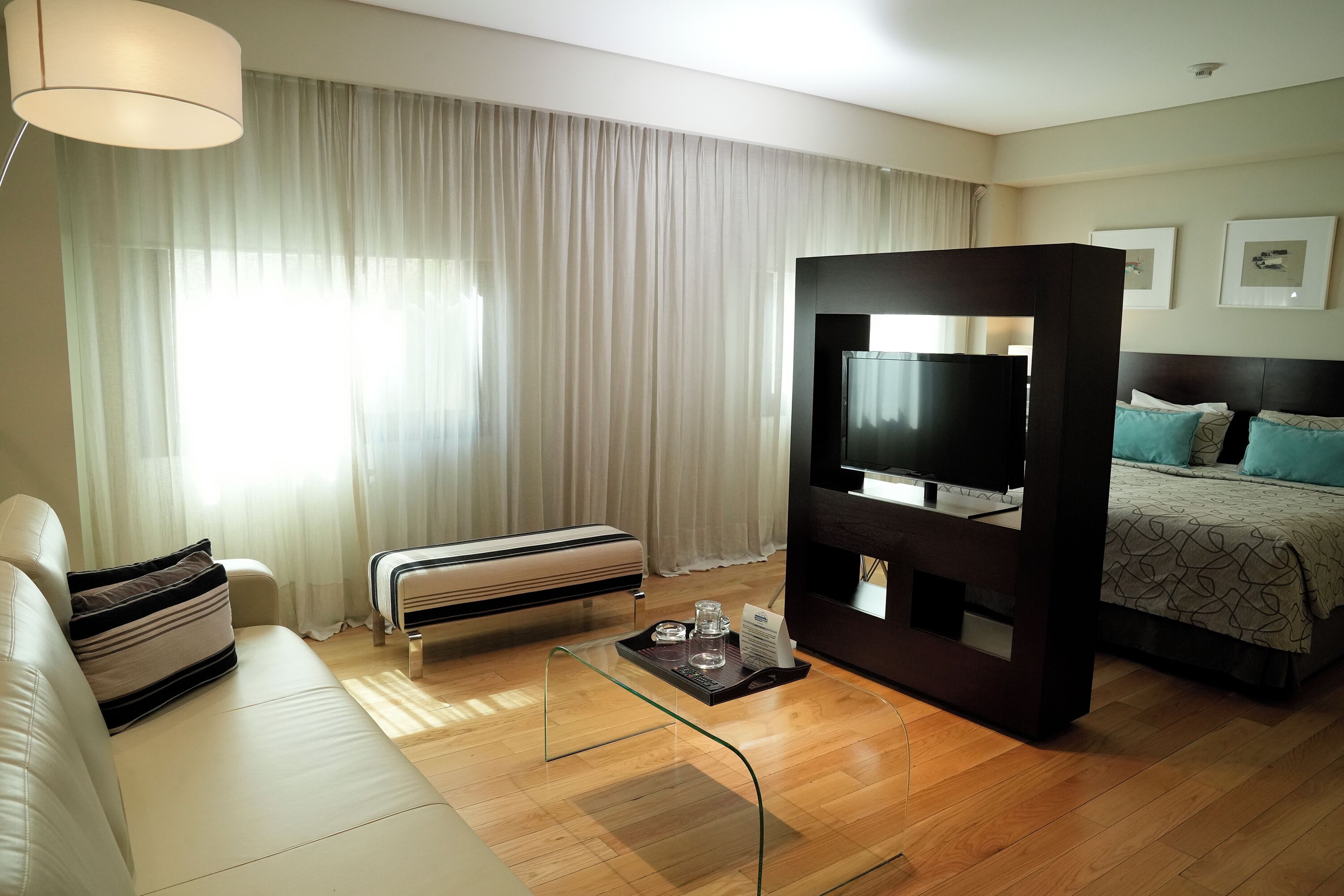 senior room | 1 bedroom, premium bedding, down duvets, pillow-top beds