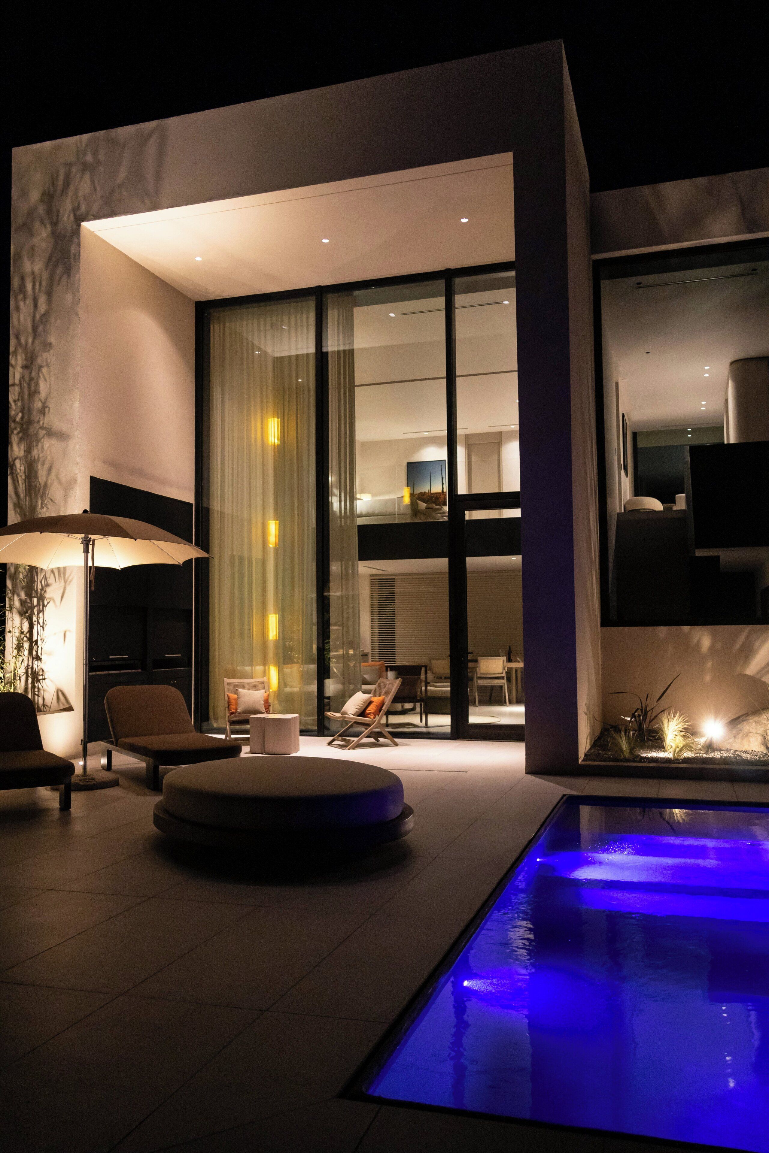 Private pool