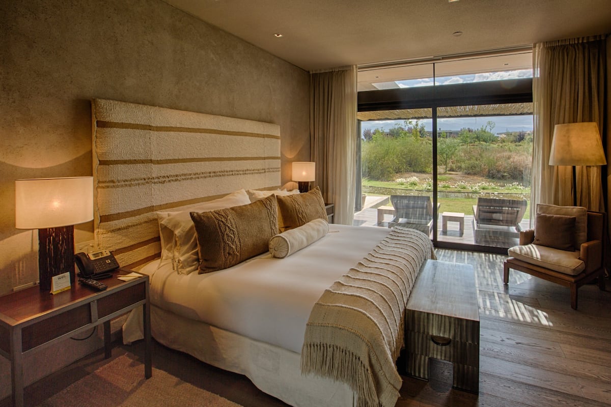 Two Bedroom Deluxe Villa Garden View | Premium bedding, down comforters, pillowtop beds, minibar