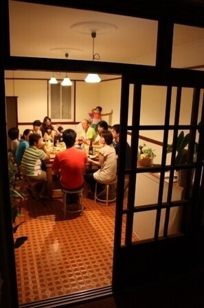 Essbereich im Zimmer