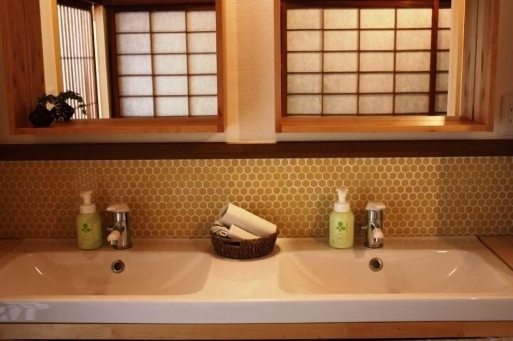 Hida-Takayama Guest House Tomaru by null