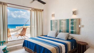 Superior Room, 1 King Bed, Ocean View | Free WiFi, bed sheets