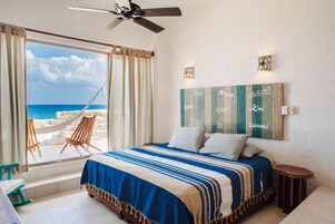 Superior Room, 1 King Bed, Ocean View | Free WiFi, bed sheets