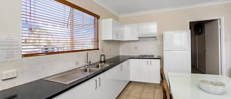 Superior Apartment, 2 Bedrooms, Non Smoking | Private kitchen | Coffee/tea maker, electric kettle