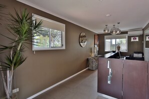 Reception - Best Western Kimba Lodge (Maryborough)