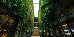 Interior entrance - Palace in Moon Beach (Onna)