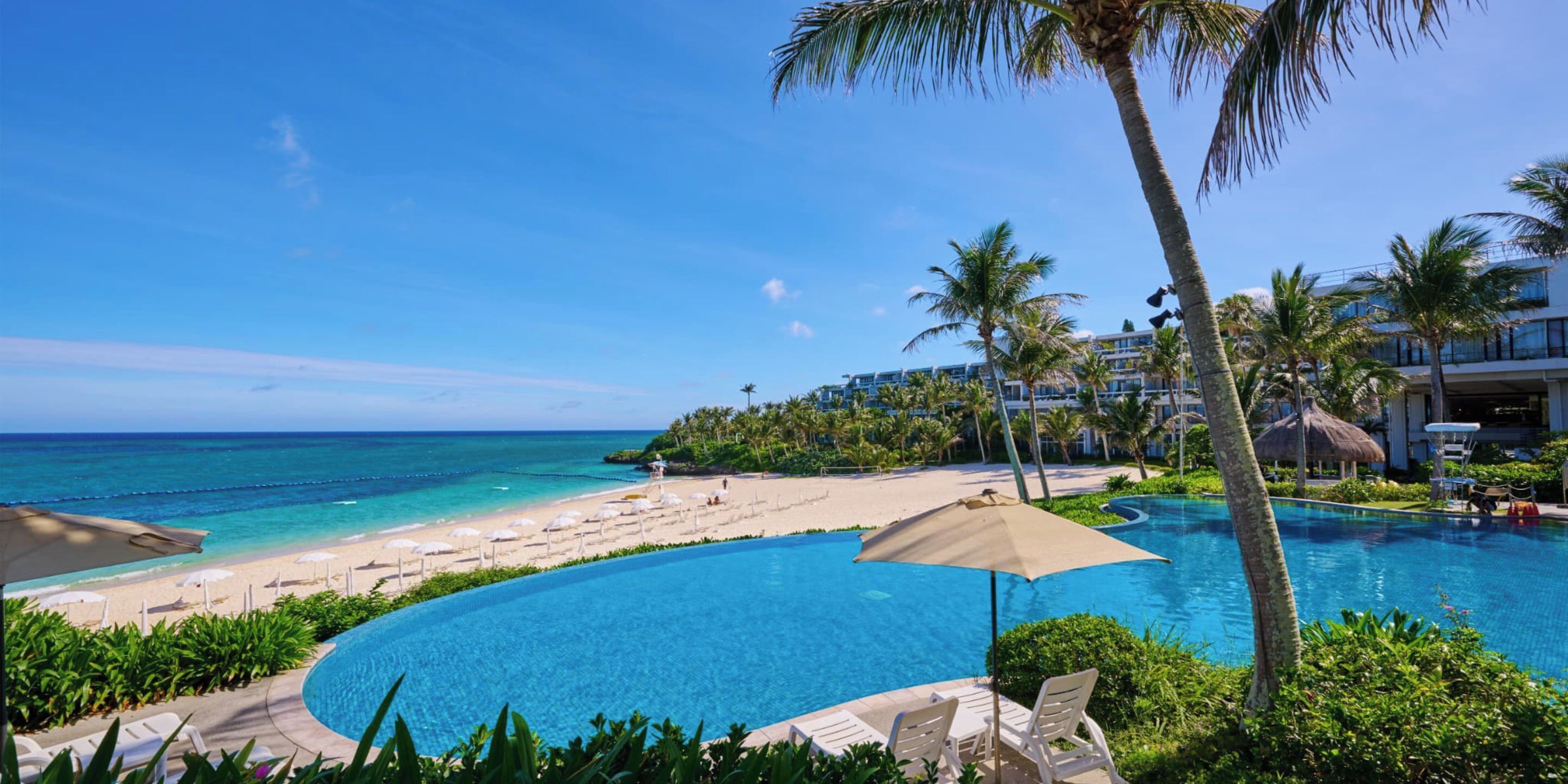 حمّام سباحة خارجي، مقاعد للتشمس