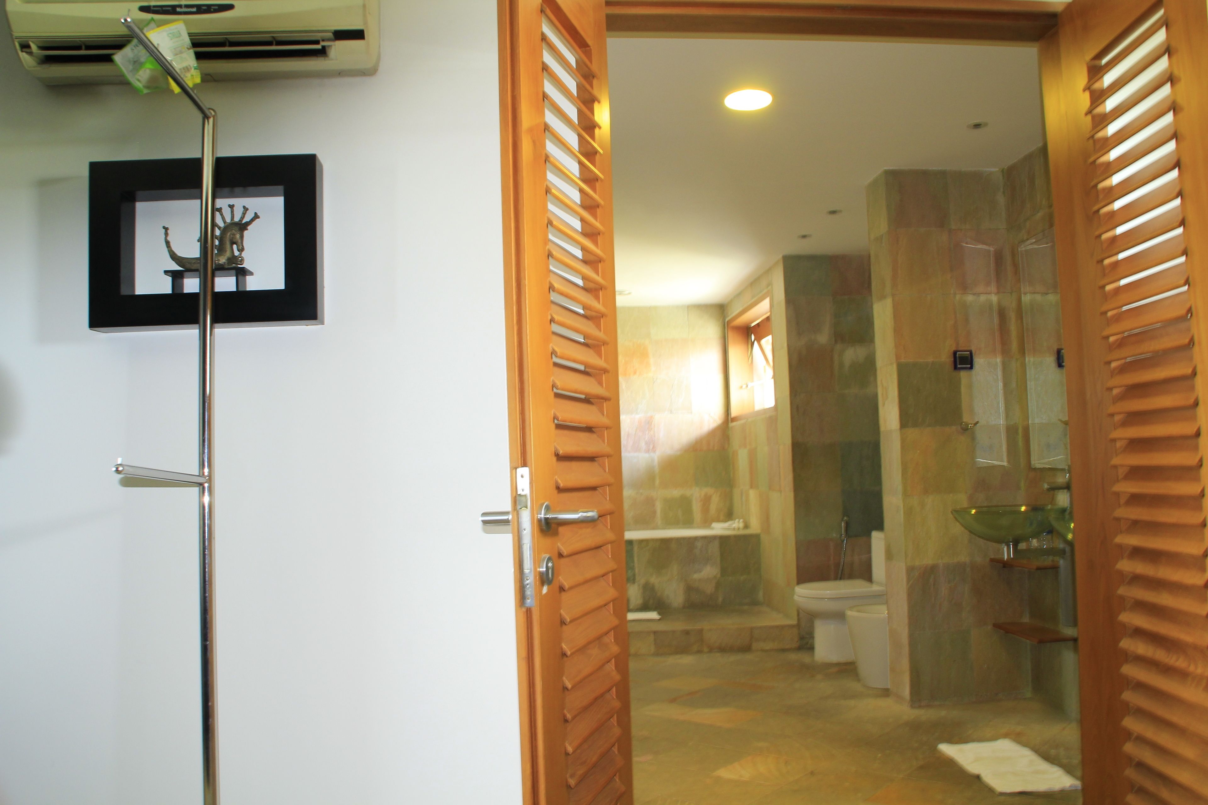 villa, 1 bedroom, sea view | bathroom | free toiletries, hair dryer, slippers, towels