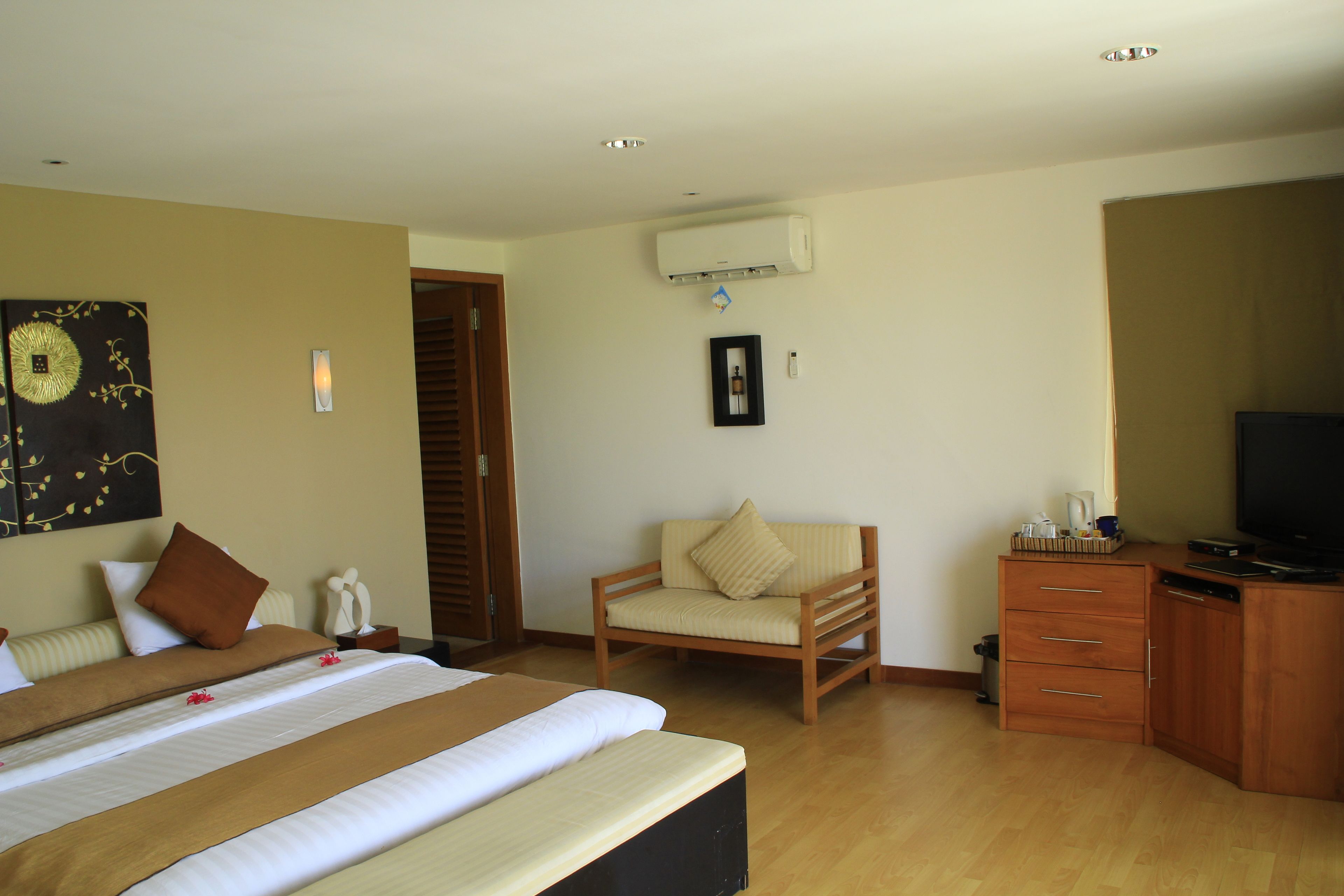 villa, 1 bedroom, sea view | minibar, in-room safe, desk, free wifi