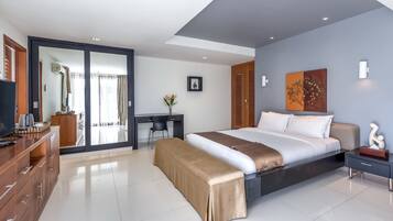 Villa, 1 Bedroom, Garden View | Minibar, in-room safe, desk, free WiFi