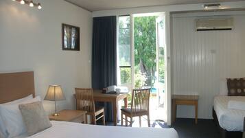 Twin Room | Minibar, iron/ironing board, cribs/infant beds, free WiFi
