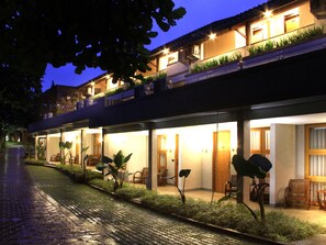 Garden - Gumilang Regency Hotel By Gumilang Hospitality (Bandung)