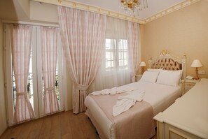 Minibar, in-room safe, soundproofing, iron/ironing board