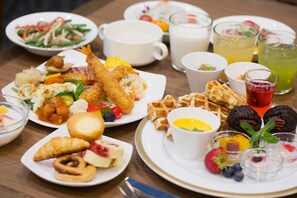 Tägliches Frühstücksbuffet gegen Gebühr