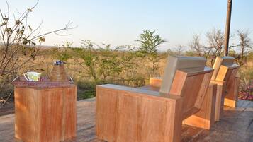 Luxury Bungalow | Terrace/patio
