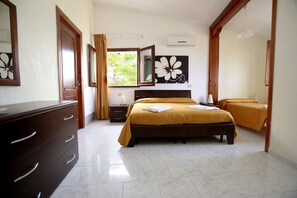 Chambre double ou avec lits jumeaux | Vue de la chambre