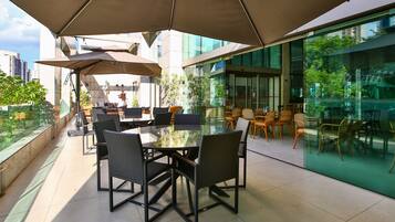 Café da manhã, almoço e jantar