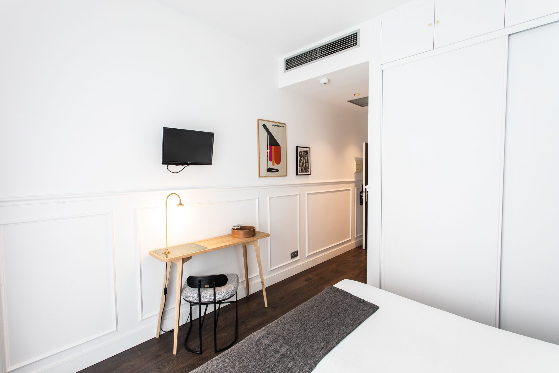 luxury room | 1 bedroom, down duvets, in-room safe, desk