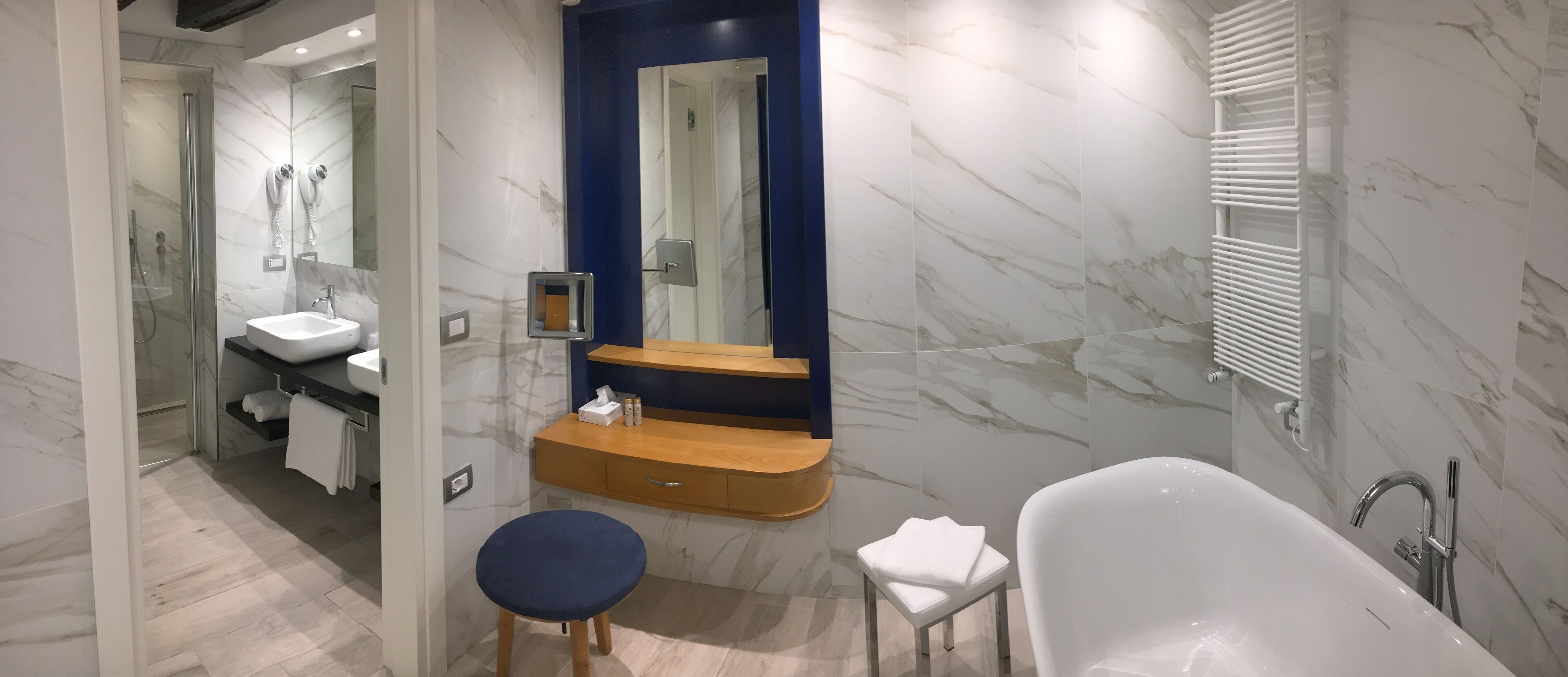 shower, rainfall showerhead, hair dryer, bidet