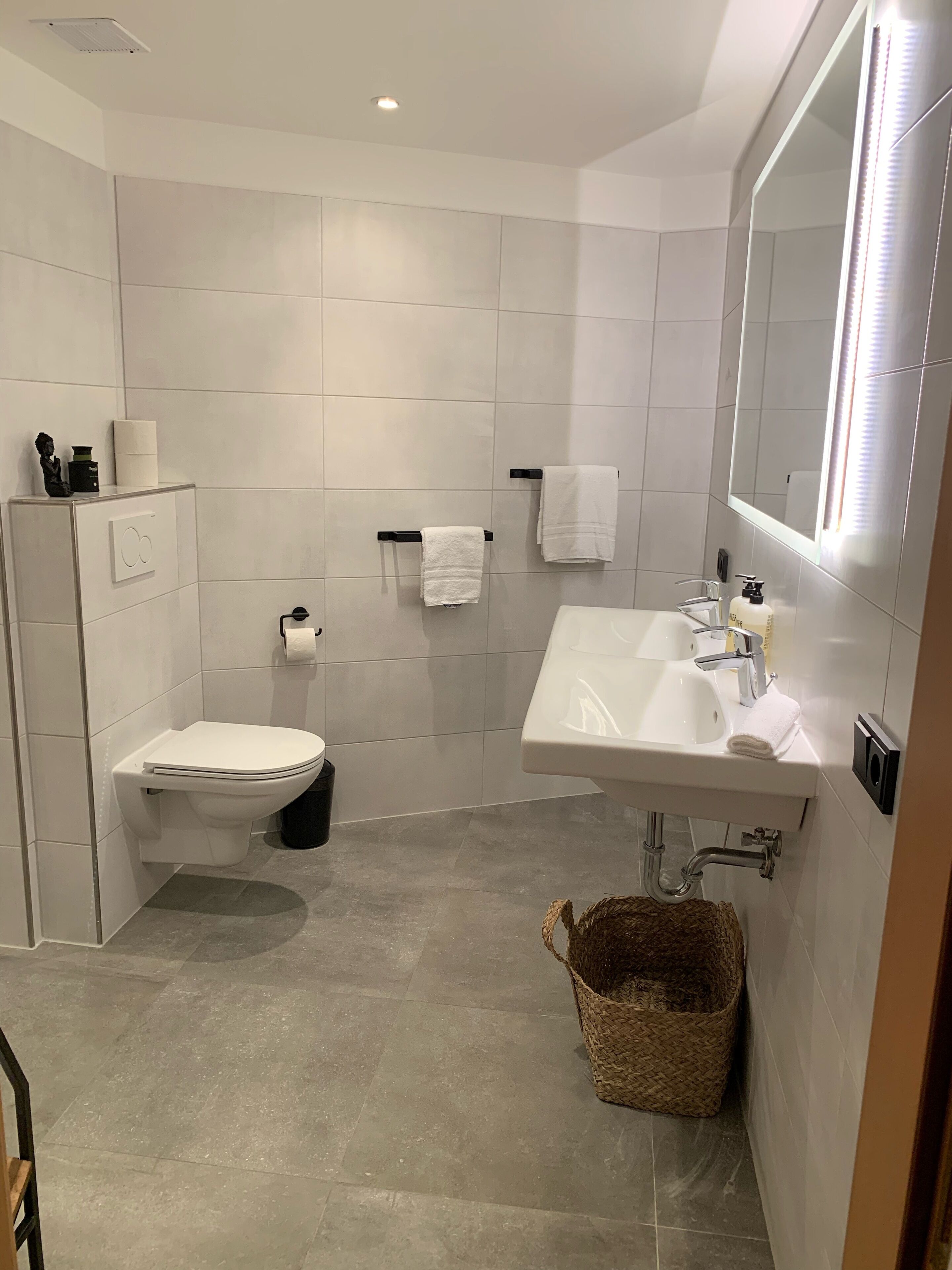 family suite | bathroom | shower, hair dryer, towels