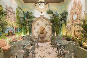 Lobby lounge - The Ritus Hotel Istanbul Sultanahmet, Tapestry Collection by Hilton (Istanbul)