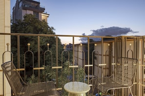 Deluxe-Zimmer, 1 King-Bett, Balkon | Ausblick vom Zimmer