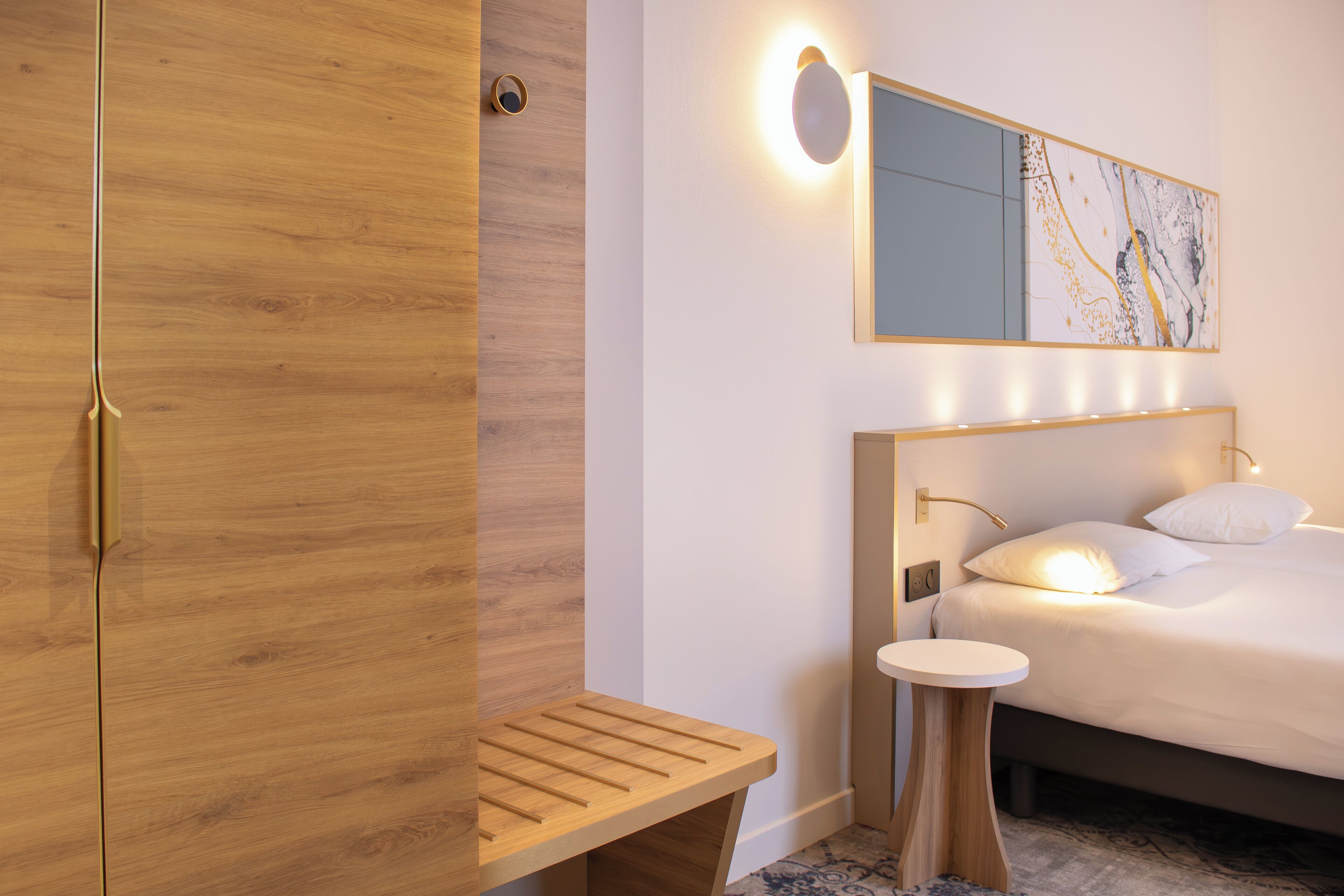 Habitación doble | Escritorio, insonorización, tabla de planchar con plancha y wifi gratis 