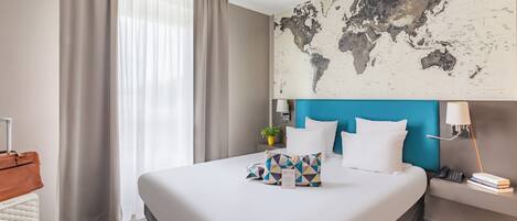 Studio, 1 Doppelbett, Kochnische | Schreibtisch, schallisolierte Zimmer, Bügeleisen/Bügelbrett