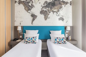 Twin Studio | Desk, soundproofing, iron/ironing board, free WiFi