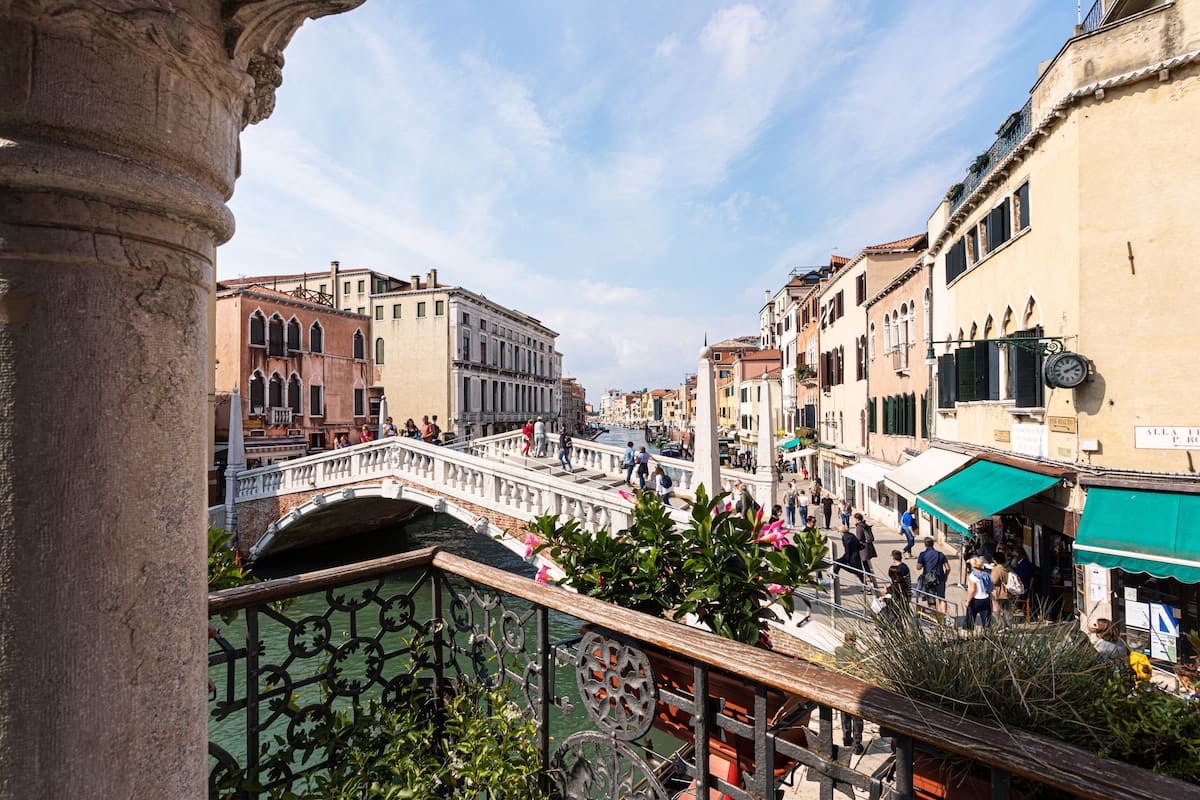 Chambre Supérieure, balcon, vue canal | Vue de la chambre